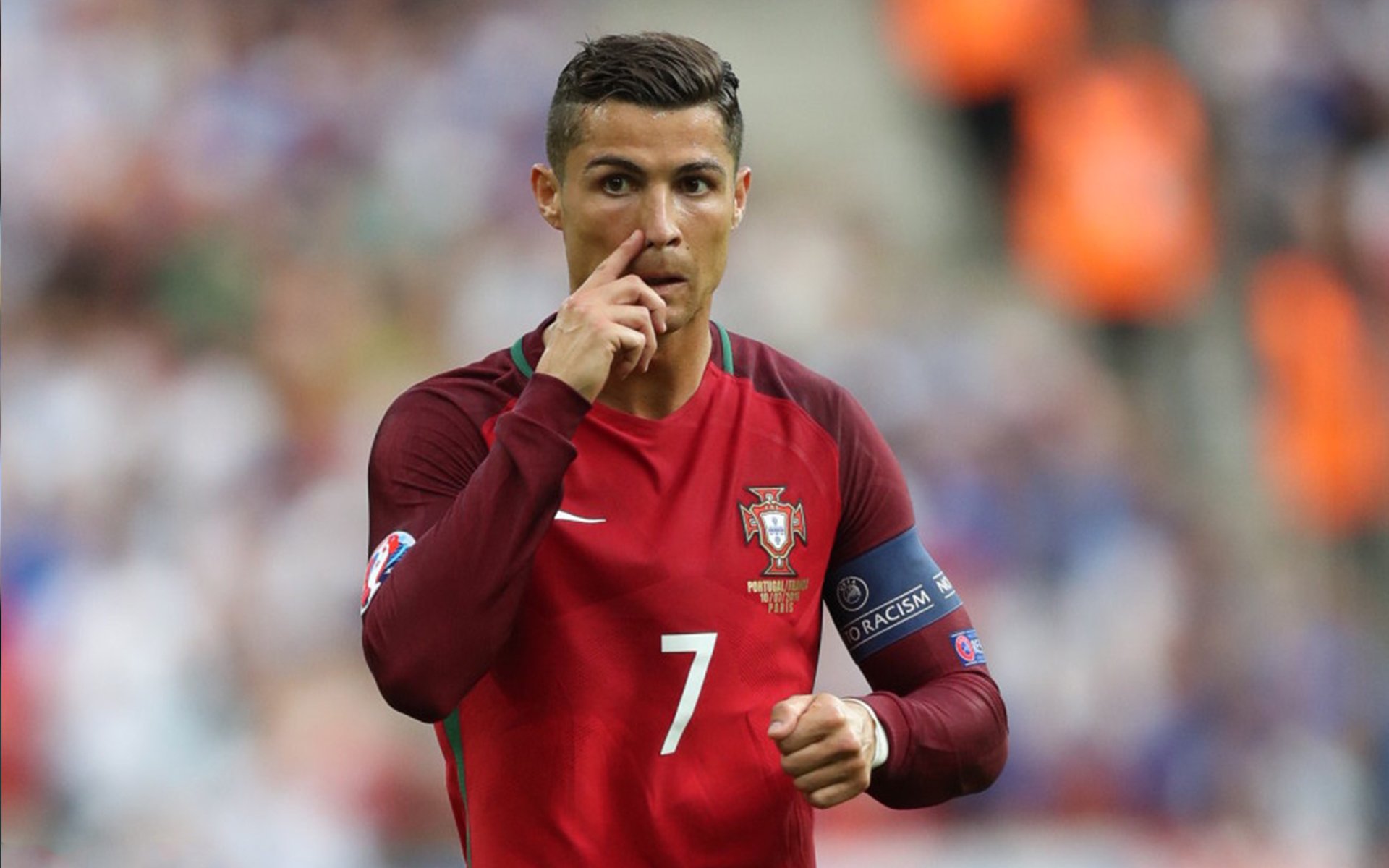 《堡垒之夜》“未来之光”创意无限，玩家争相展现实力！